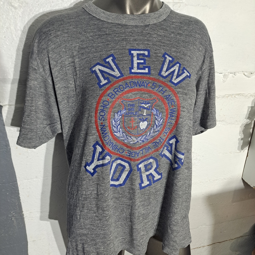 Vintage Jerzees By Russell New York Tee Single Stitch